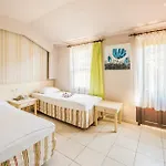 Hotel Leda Side
