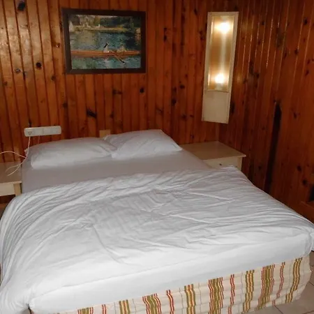 Hotel Leda 2*