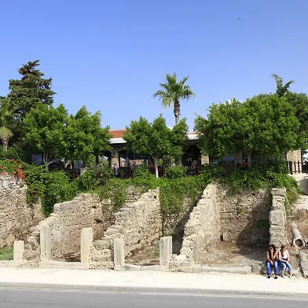 Hotel Leda Side
