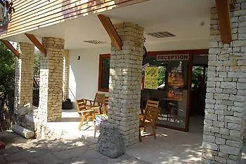 Hotel Leda