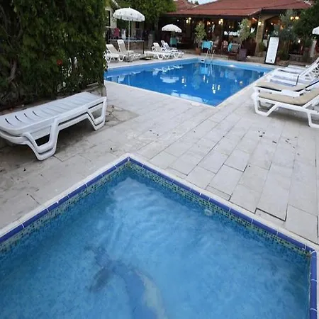 Hotel Leda 3*