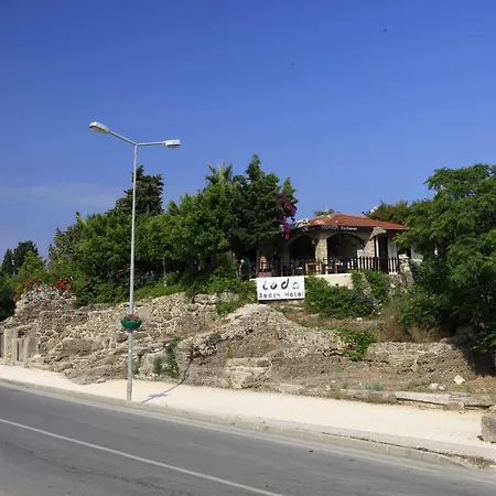Leda Hotel